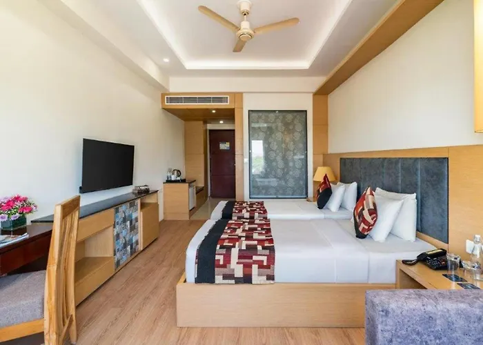 Golden Tulip Udaipur